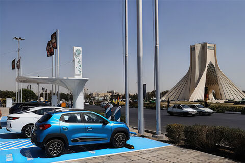 راهکاری برای تامین انرژی خودروهای برقی در زمان کم باری شبکه ایستگاه شارژ خودروهای برقی تهران