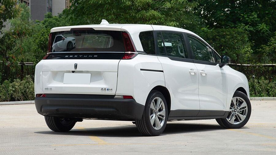 افزایش رضایت مسافران هتلها با «بستیون» برقی جادار و لوکس