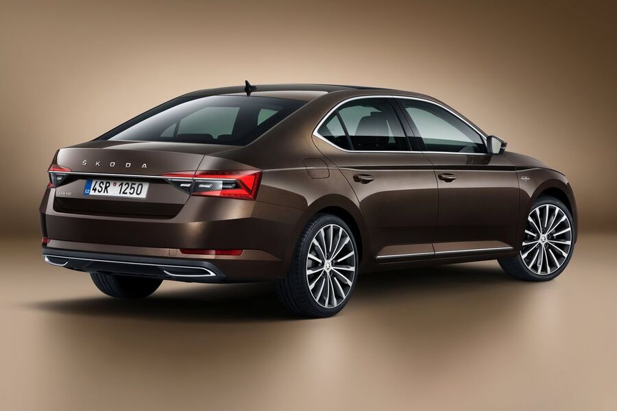 با پرستیژترین سدان وارداتی