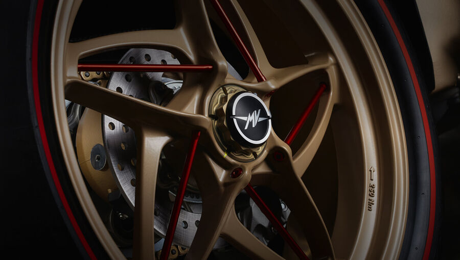 «سوپرولوچه ۱۰۰۰»  یادآور دوران طلایی ایتالیاییها