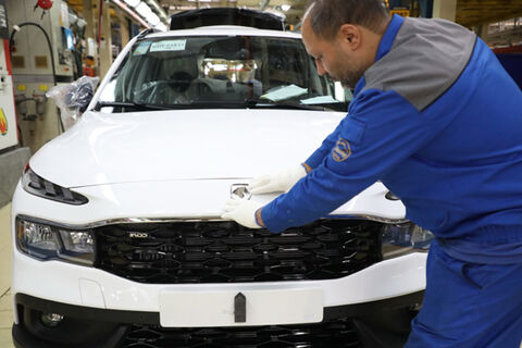 ایران خودرو رکورد تولید ماهانه دو سال اخیر را شکست تولید ایران خودرو