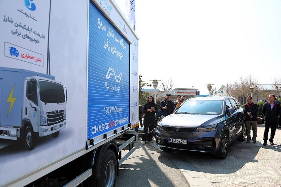 رونمایی از سه شارژر پیشرفته مپنا در جهت توسعه زیرساختهای خودروهای برقی
