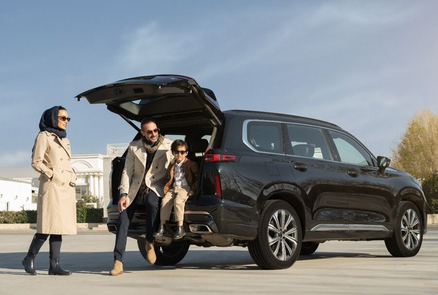 ترکیب فضای جادار و توان حرکتی بالا، اکستریم VX را به گزینه‌ای ممتاز برای سفرهای خانوادگی در فصل بهار تبدیل کرده است