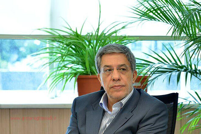 علاقه‌مندی برخی مدیران دولتی به تداوم قیمت‌گذاری دستوری خودرو