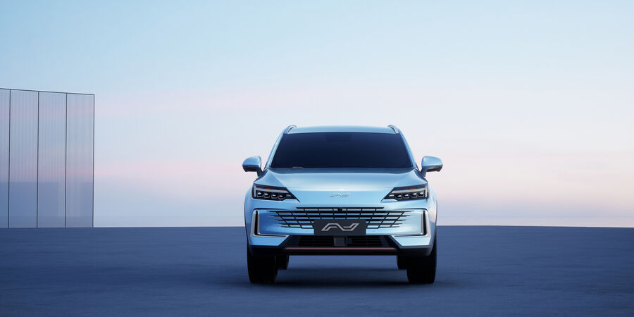 «نبکا» هیبرید، با پیمایش بیش از هزار کیلومتر