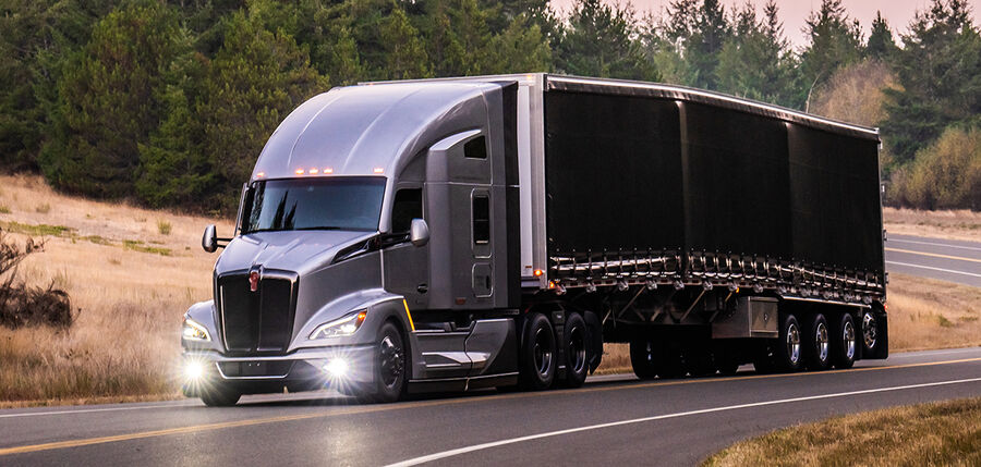 کامیونهایی که جاده را از نو تعریف کردند