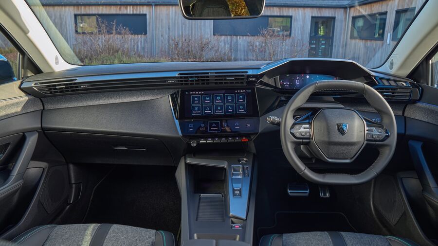 «۴۰۸»؛ طراحی خاص و زیبا به سبک فرانسوی