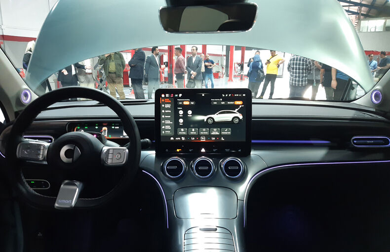 ورود رسمی تویوتا، لکسوس و اسمارت به ایران توسط نگین تندیس الماس؛ تمرکز بر خودروهای برقی و هیبرید