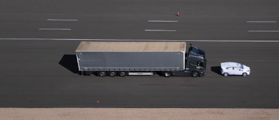 پنج ستاره برای غول جاده