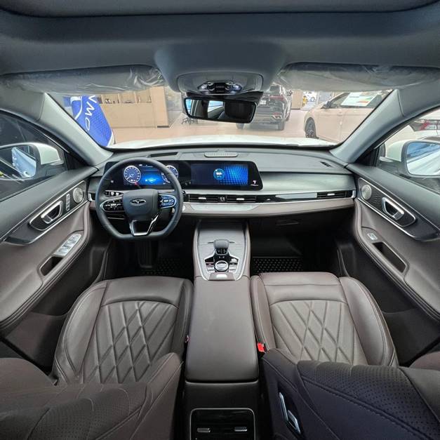 داخل کابین تیگو8 پرو e+