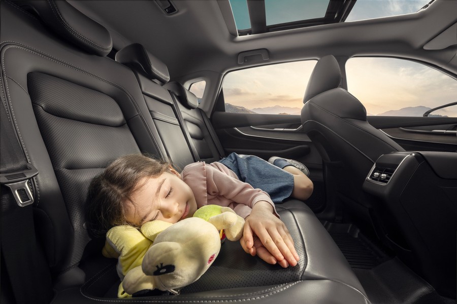 امویام X۷۷؛ خانه دوم برای خانواده شما