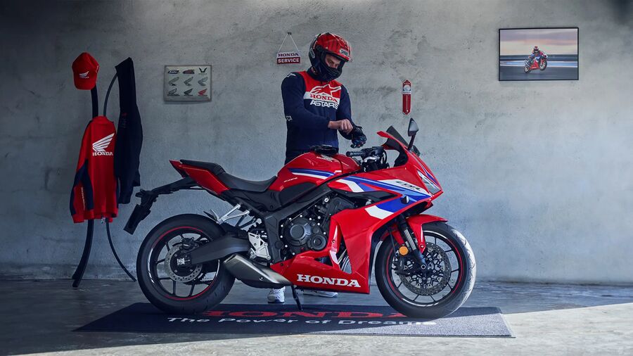 CBR۶۵۰ R؛ شمشیر برنده سامورایی!