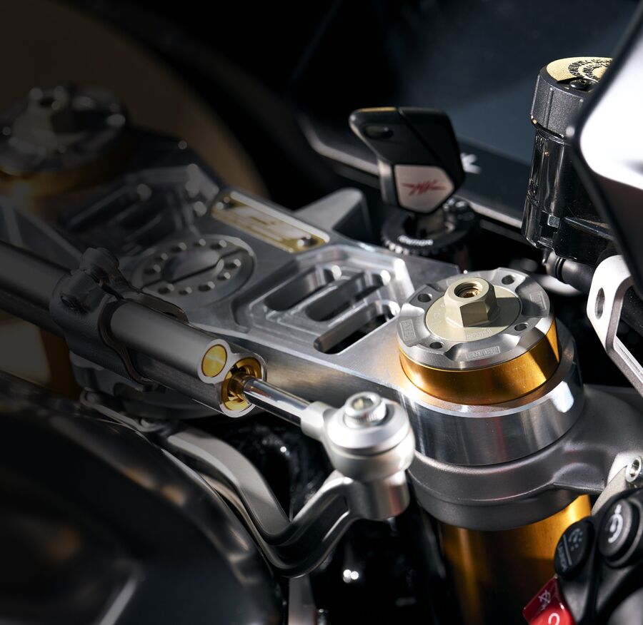 چرا «ام وی آگوستا» در لیست بهترین موتورسیکلتهای سال قرار دارد؟