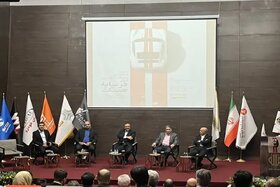 صنعت خودرو گرفتار در حلقه‌های تحریم‌ و تصمیمات داخلی