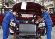 دو تصویر متفاوت از تولید در صنعت خودرو منبع سایت دنیای خودرو