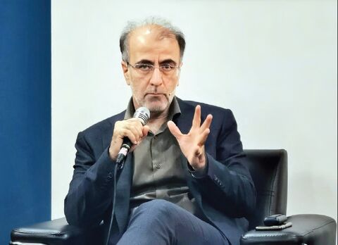 لجستیک ایران دو  برابر گرانتر از استاندارد جهانی! حمید محلهای، مدیرکل دفتر آماد و خدمات بازرگانی وزارت صنعت، معدن و تجارت