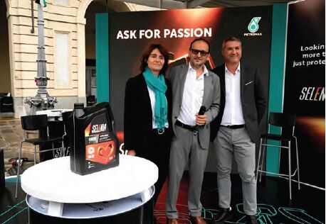 % نوستالژی ایتالیایی در بطریهای جدید روغنساز مالزیایی اتوکالا Autokala فروش قطعات یدکی اتومبیل های چینی و انواع فیلتر % نوستالژی ایتالیایی در بطریهای جدید روغنساز مالزیایی