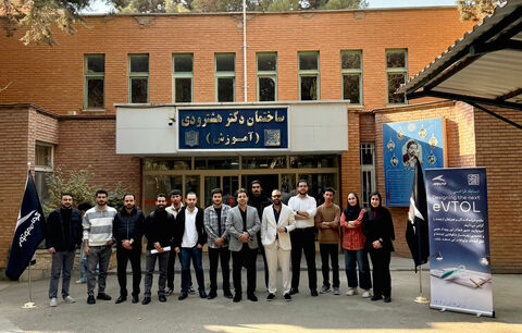 منتورینگ و آموزش طراحان منتخب مسابقه طراحی وسایل نقلیه عمودپرواز کرمان موتور