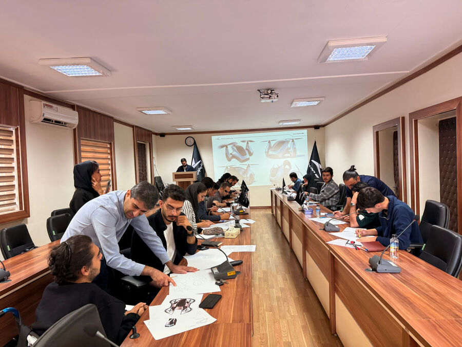 پایان مرحله منتورینگ و آموزش برگزیدگان مرحله اول مسابقه طراحی وسایل نقلیه عمودپرواز کرمان موتور