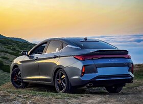 تصویر کیفیت صنعت خودرو؛ پیشتازی KMC J۷ در بین سدان‌های کشور