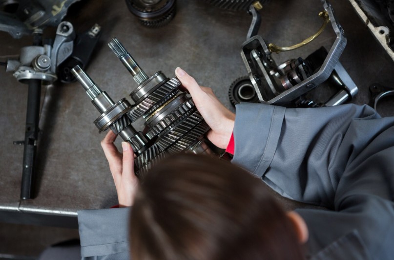 ۸ نشانه رایج خرابی در تعمیرات گیربکس اتوماتیک خودرو