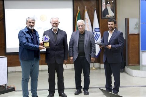 سمینار تحول صنعت ایران با حضور وزیر اسبق صمت در «پارسخودرو» برگزار شد