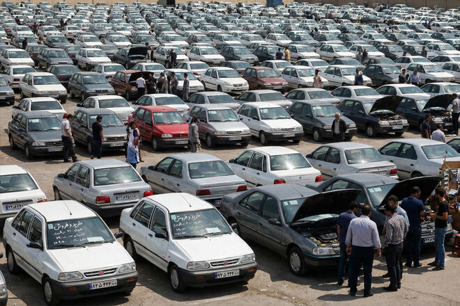 بازار خودرو در گرداب نوسان ارز و سیاست‌های ناکارآمد