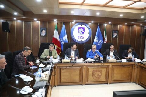 نشست نمایندگان مجلس شورای اسلامی با مدیران ارشد ایران‌خودرو