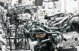 زنجیره‌تامین بین‌المللی خودروسازان سال 2025 بازآرایی شد