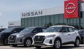 بحران اعتبار در ویترین‌های مجلل