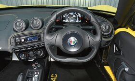 سوپراسپرت «آلفارومئو» چه در چنته دارد؟