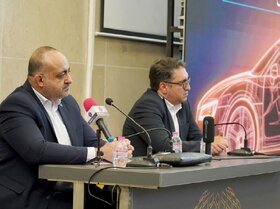 علی‌نژاد: صنعت خودرو کشور بلاتکلیف است