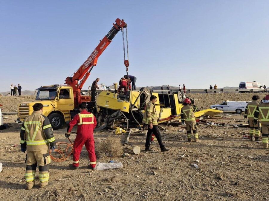 واژگونی مرگبار اتوبوس در آزادراه همدان به ساوه