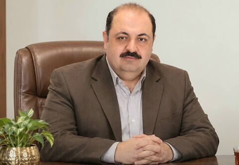 شهرام شیرکوند - کراپ‌شده