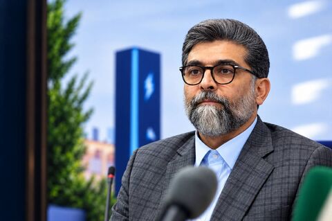 فرشاد مقیمی